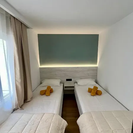 Apartamento Encantador En *
